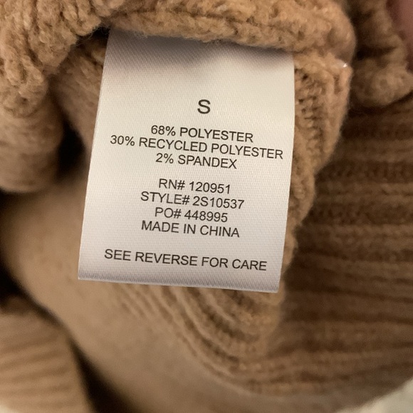 Sleeveless sweater top - Picture 5 of 6